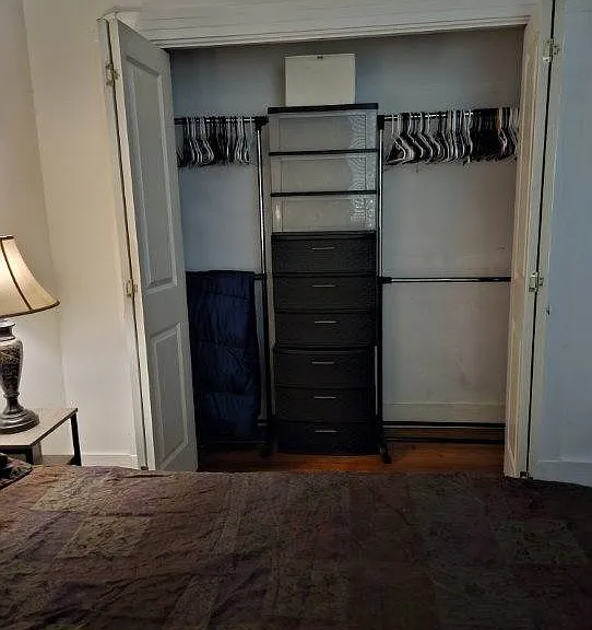 524 Jefferson St — Photo 15