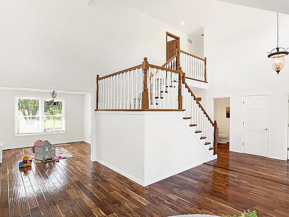 3rd image of 6449 Lakeside Woods Cir