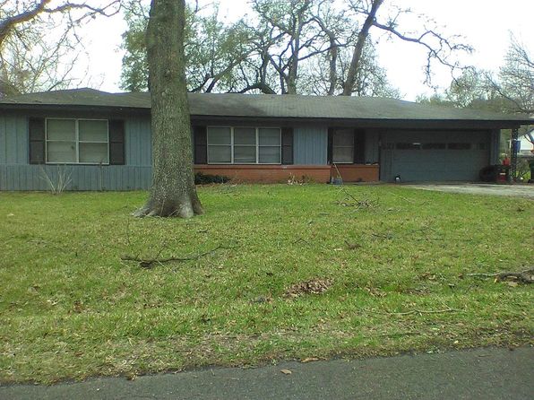 122 N Holly Dr