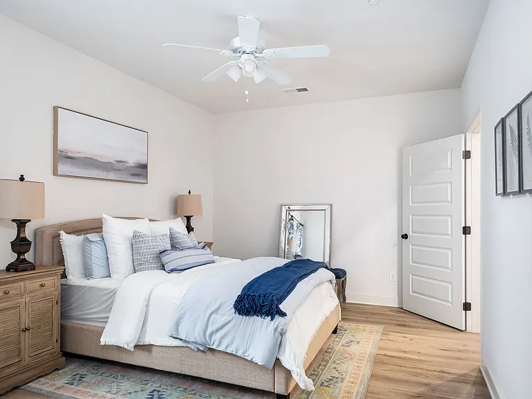 St. Andrews Luxury Apartments — Photo 40