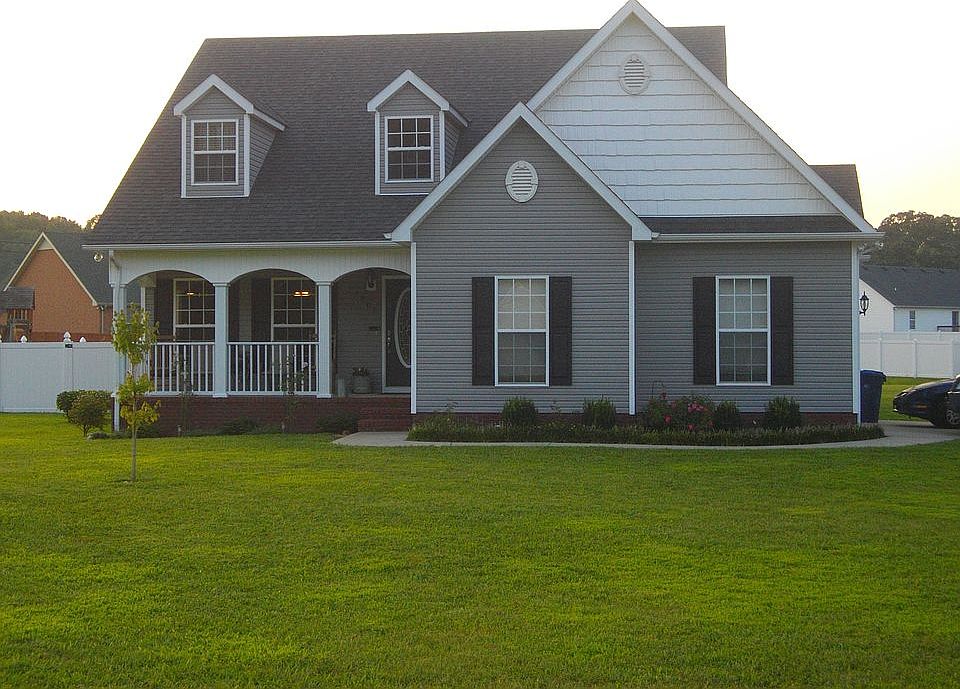 1202 Indian Spgs Cir