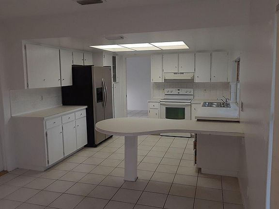 5th image of 2938 Via Vizcaya