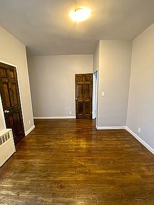 5th image of 35 W 64th St APT 9A