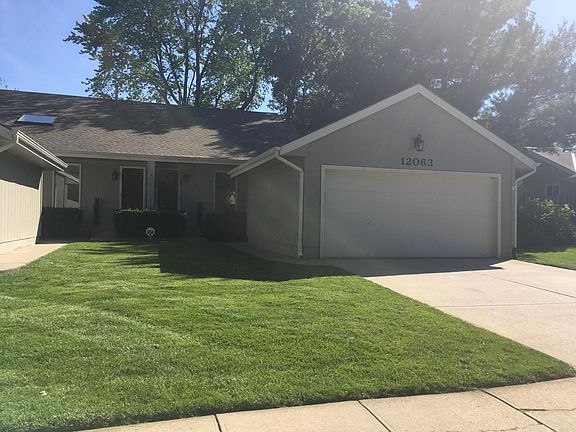 Great townhouse that is in a circle. Sprinkler system in yard. Yard is in great shape. Just replaced many areas of the exterior siding. Also, most of the entire interior walls and ceilings were just painted along with the kitchen cabinets on Oct 1, 2025
