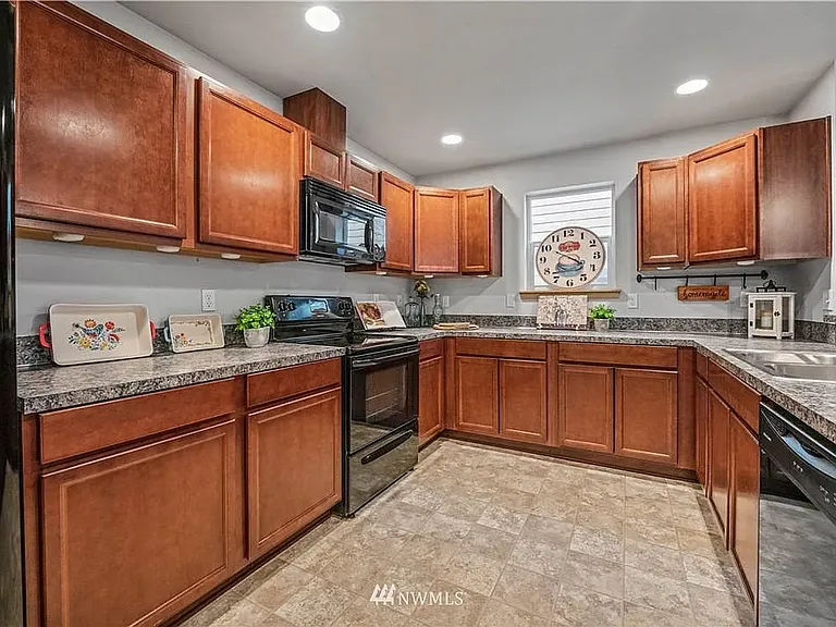 1017 W Main St #C101 — Photo 11