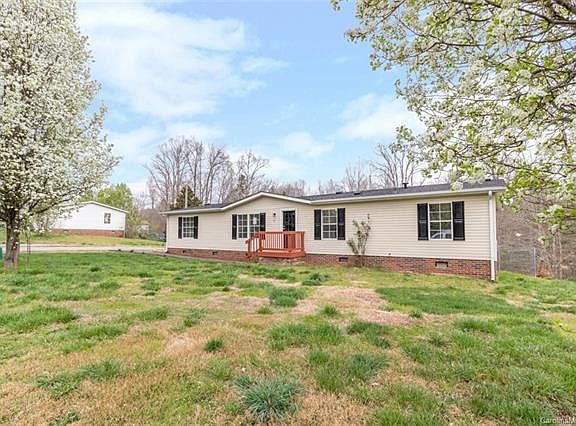 2nd image of 141 Pounders Ridge Ln #15