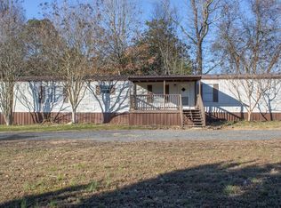 1135 Cavender Rd SE, Dalton, GA 30721