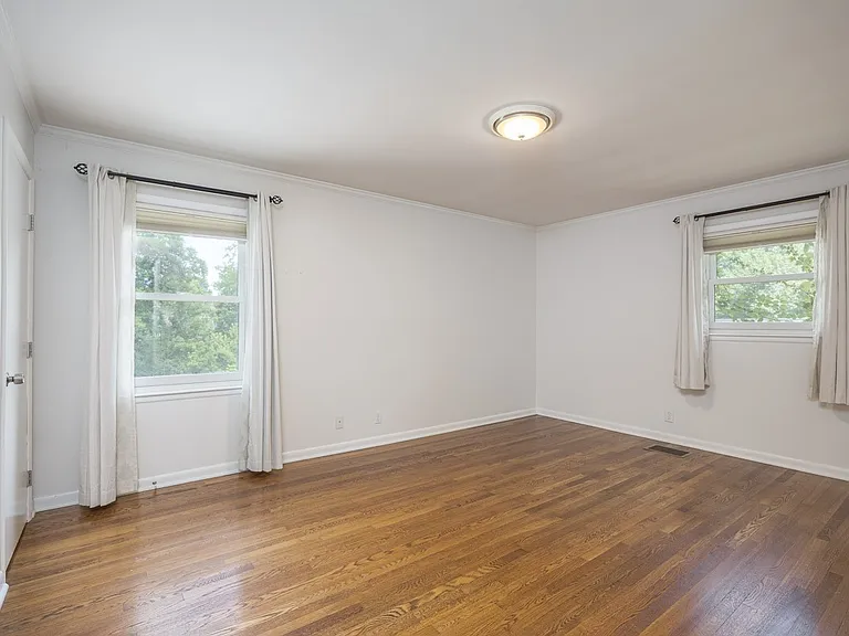 5235 Kincannon Dr — Photo 19