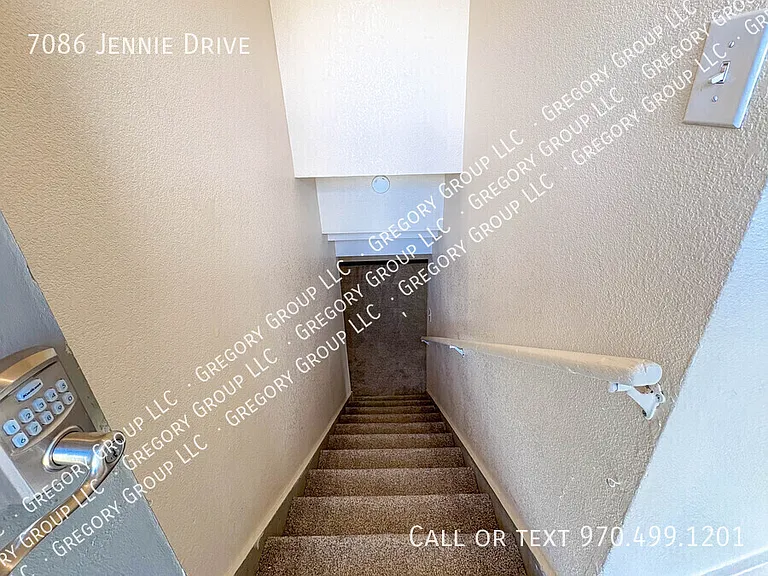 7086 Jennie Dr — Photo 12