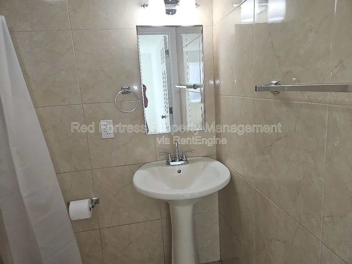 1 bed, 1.0 bath, $1,149 — Photo 4
