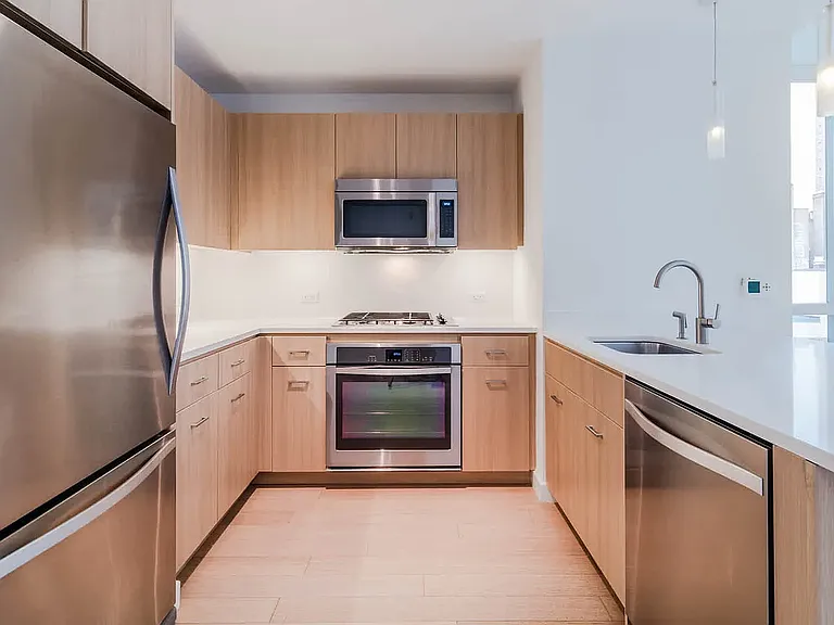 50 E 28th St #2D — Photo 7
