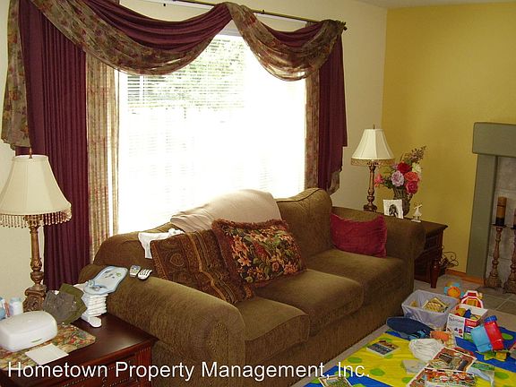 3rd image of 2921 Westside Dr NW