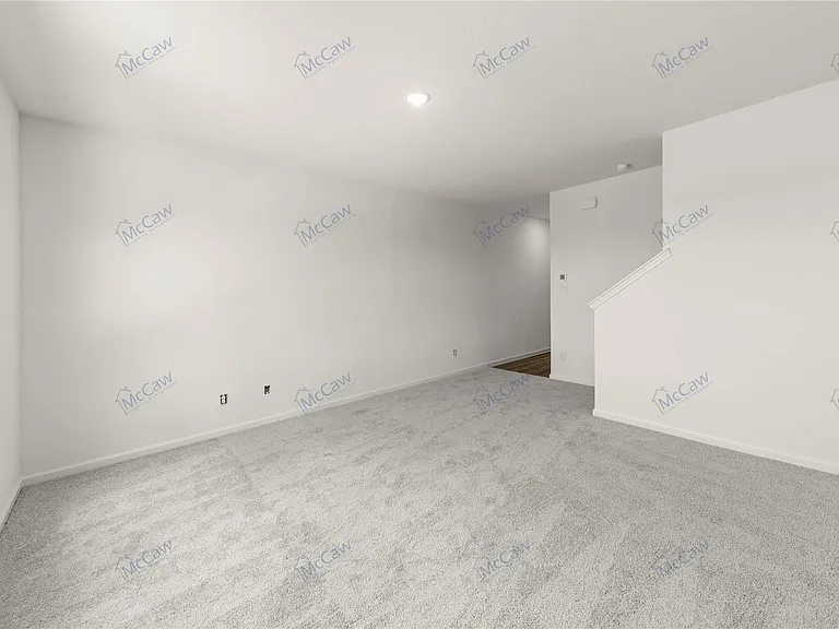 5919 Sahara Dr — Photo 4