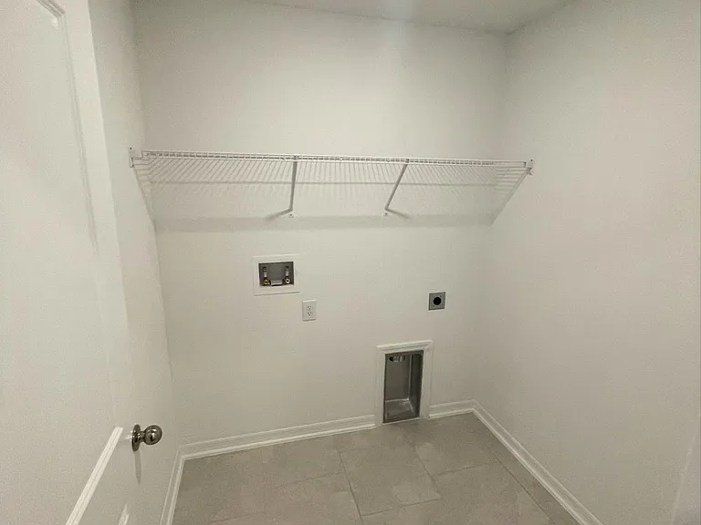642 Bell Prairie Cir — Photo 18