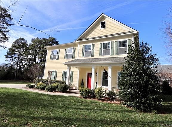 3rd image of 6604 Northern Red Oak Dr