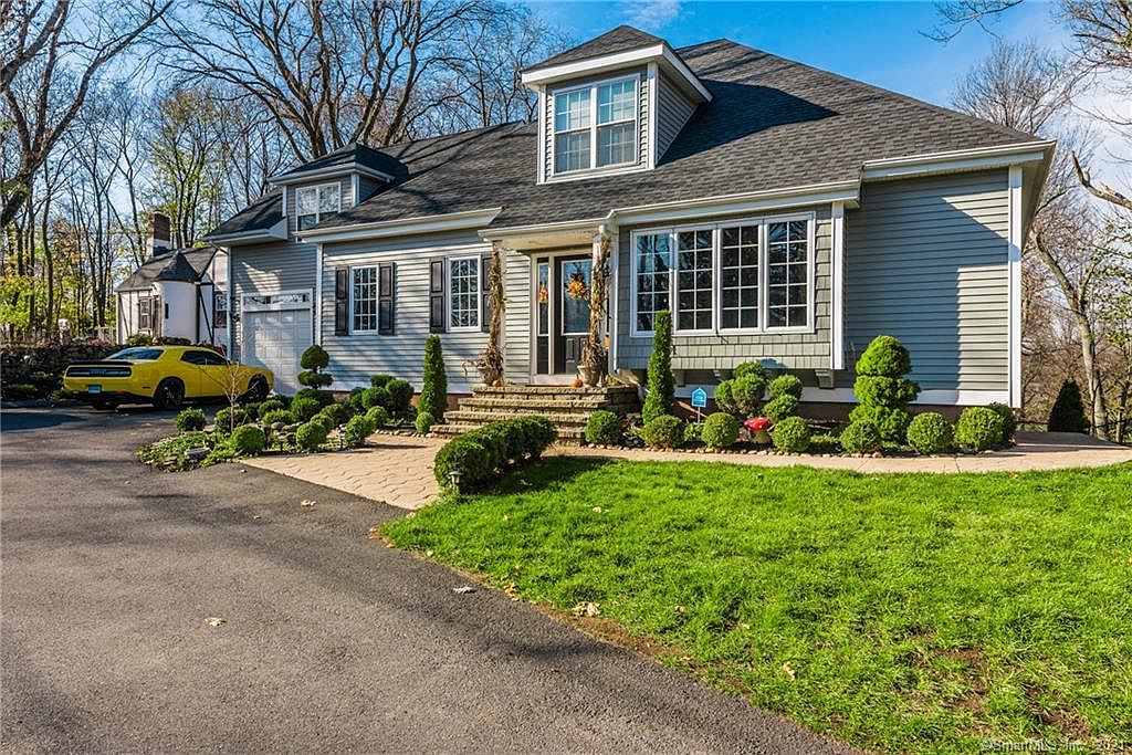 107 Golf St, Newington, CT 06111 Zillow