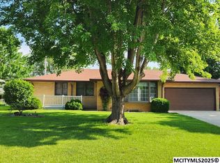 1316 2nd St NW, Mason City, IA 50401