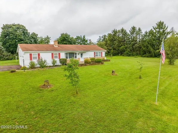 29 Todd Manor Dr, Catawissa, PA 17820