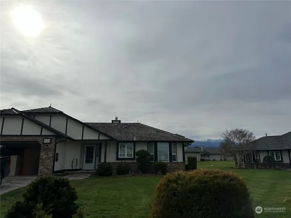923 N Woolsey Court, Sequim, WA 98382