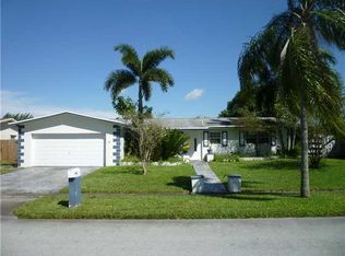 1911 NW 104th Ave, Pembroke Pines, FL 33026