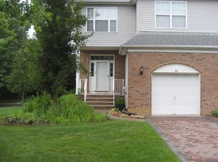 52 Tennyson Rd, East Windsor, NJ 08520