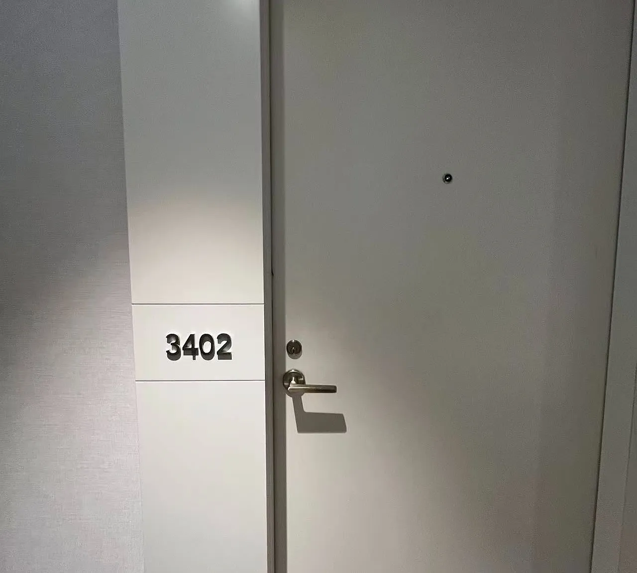 1 bed, $2,350 — Photo 2