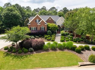 1050 Persimmon Creek Dr, Bishop, GA 30621
