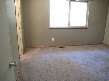 5th image of 25922 47th Avenue Ct E