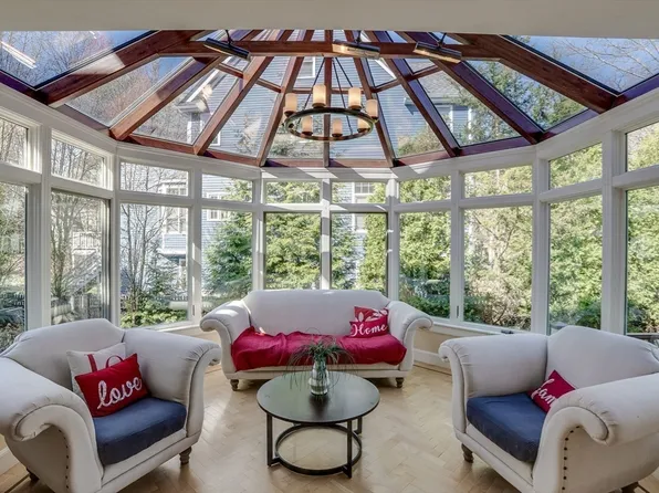 90 Highland Ave, Newton, MA 02460