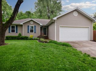 3758 S Oak Ave, Springfield, MO 65804