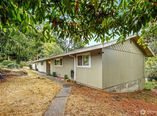 1901 NE 30th St, Bremerton, WA 98310
