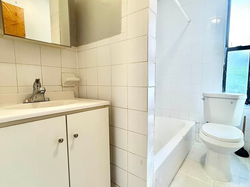 1st image of 974 46th St APT 4B
