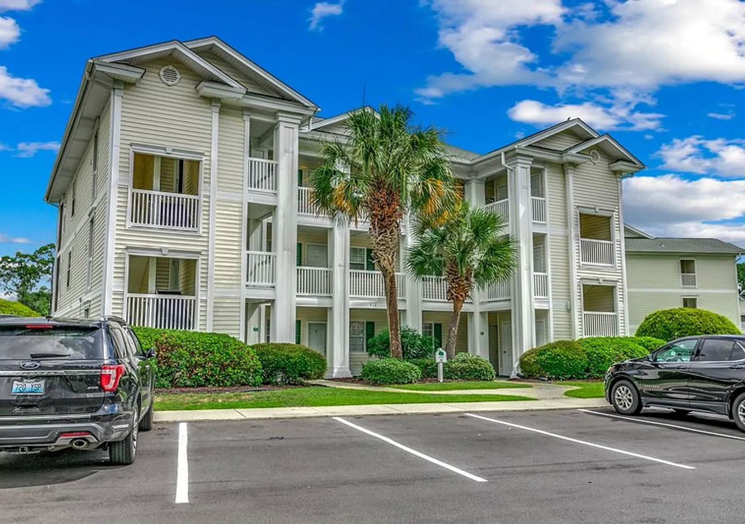 Lovely, Furnished Two- Bedroom, Two-Bath Condo in River Oaks Available Soon! — Photo 1