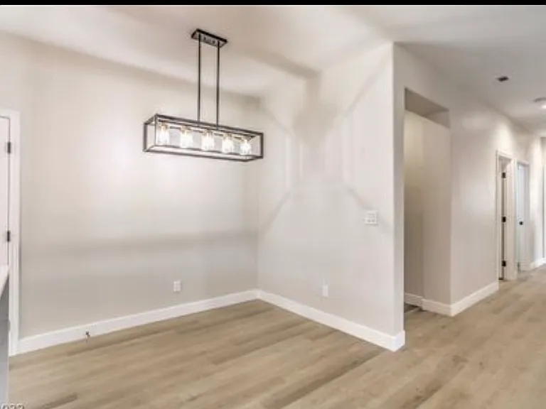 9101 Kings Town Ave — Photo 6