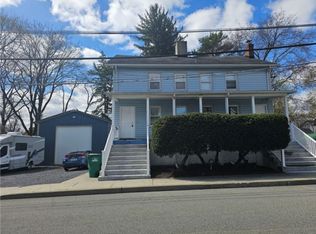 49 Beacon St, Beacon, NY 12508