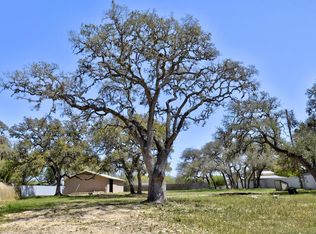 505 Mesquite St, Blanco, TX 78606