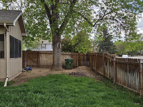 4th image of 1979 Sandalwood Ln