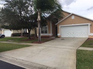 1077 Lake Berkley Dr, Kissimmee, FL 34746