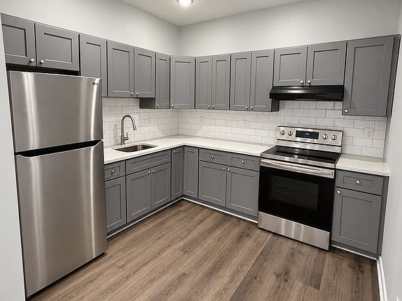 2nd image of 116 Fair St APT 2