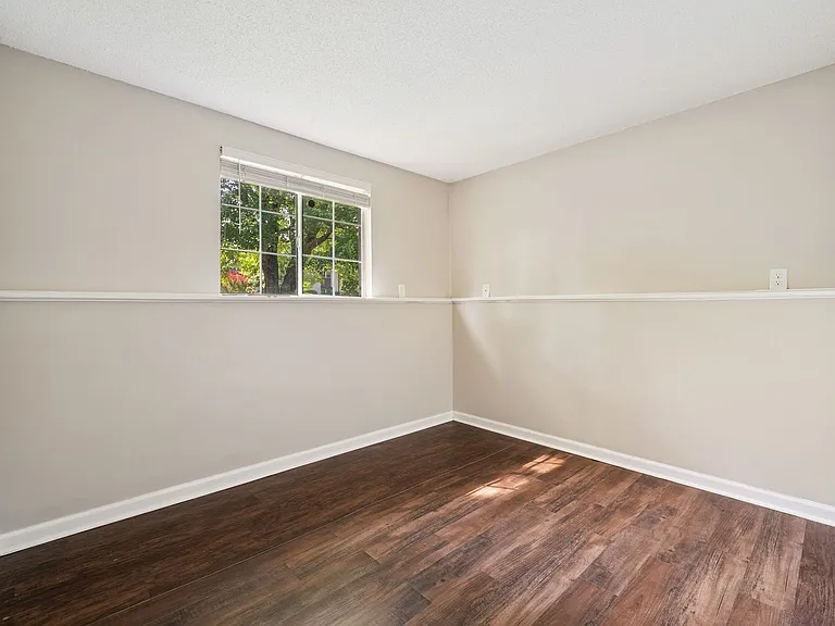 2421 Camellia Dr — Photo 19