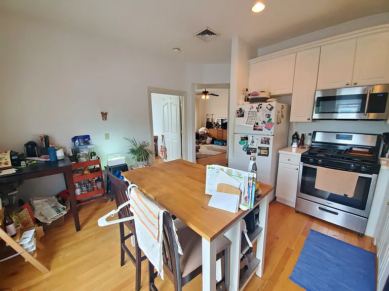 183 Columbia St #303 — Photo 7