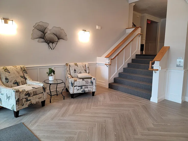 320 Middlesex Ave #B303 — Photo 46