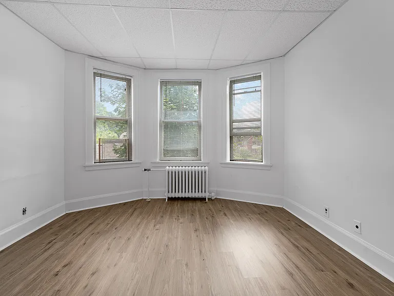 384 Probasco, Unit 14-4913 384 Probasco, Unit 14-4913