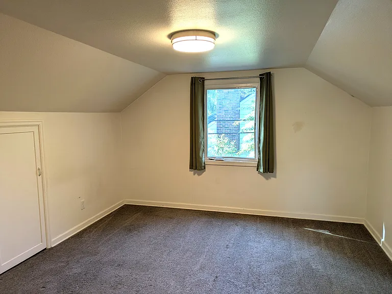 7081 N University Ave — Photo 13