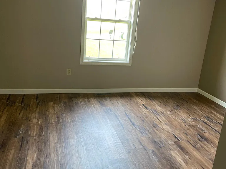 2302 N Prairie St — Photo 6