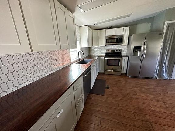 3rd image of 340 N Manila St