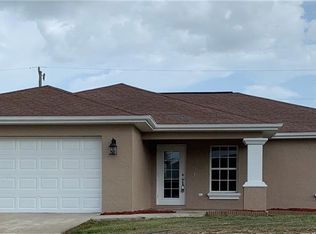 1904 SW 2nd Ter, Cape Coral, FL 33991