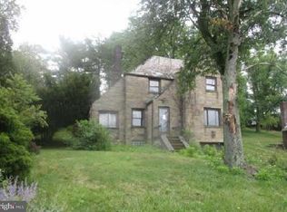 1761 Bower Hill Rd, Pittsburgh, PA 15243
