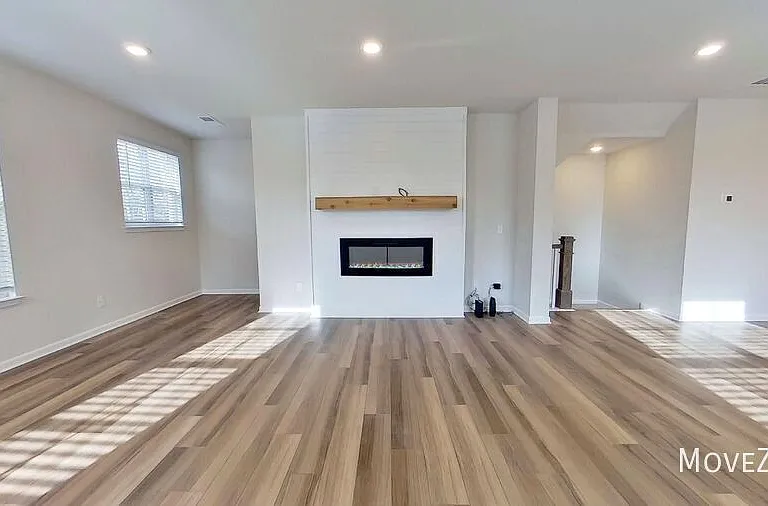 11067 Lawyers Rd — Photo 2