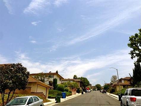 4th image of 1951 Sunny Heights Dr